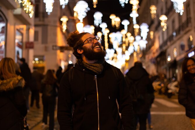 2-Hour Private Christmas Lights Tour in Lisbon Free Pick-up - Starting under the Christmas tree at Praça do Comércio
