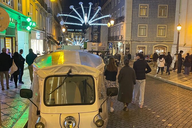 2-Hour Private Christmas Lights Tour in Lisbon Free Pick-up - São Roque and a short look inside Lisbon’s religious art