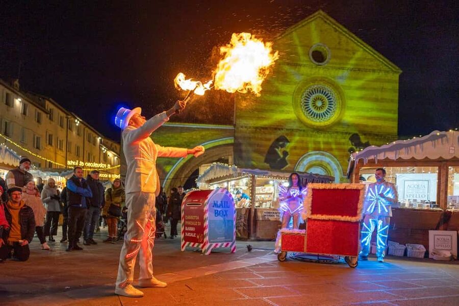 Assisi Christmas Train Tour - Who should book this Assisi ride?