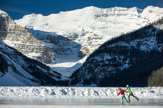 Banff, Lake Louise and Johnston Canyon - Winter Wonderland Tour - Staying warm is your responsibility