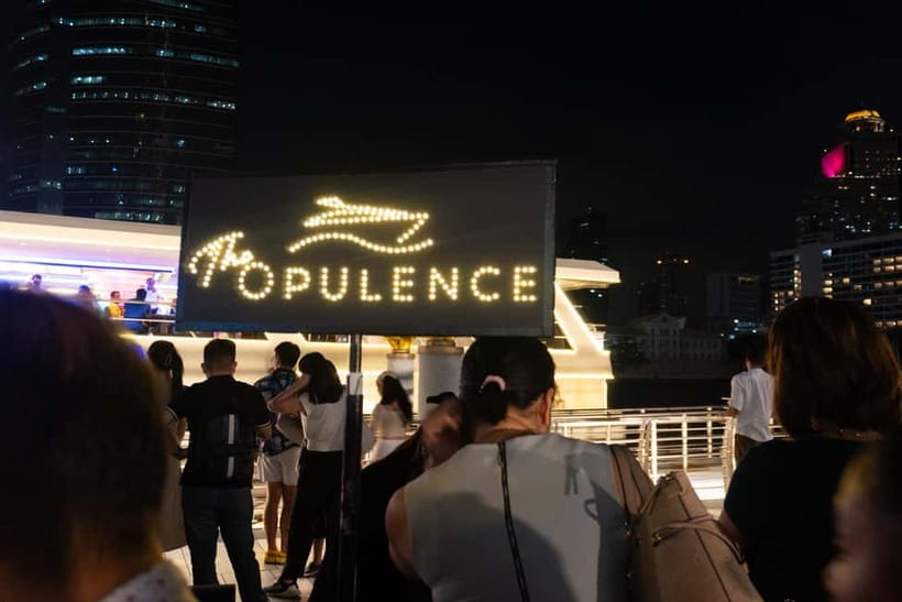 Bangkok: Celebrate New Year Opulence Dinner Cruise - Key points to know before booking