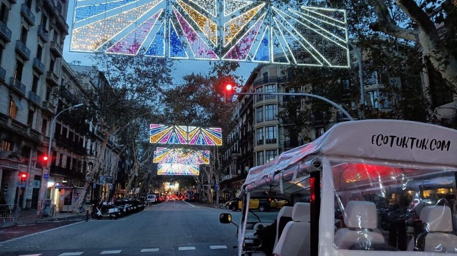 Barcelona: Private Christmas Lights Tour by Eco Tuk Tuk - How much value do you get for $47?