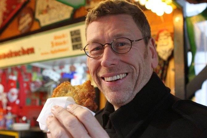 Berlin Christmas Markets with Culinary Tour - Starting near Gendarmenmarkt and Museum Island