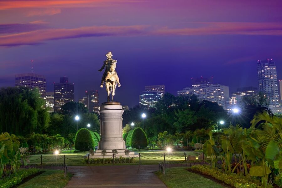 Boston: Holiday Sights and Festive Nights Trolley Tour - Who should book this holiday trolley ride?