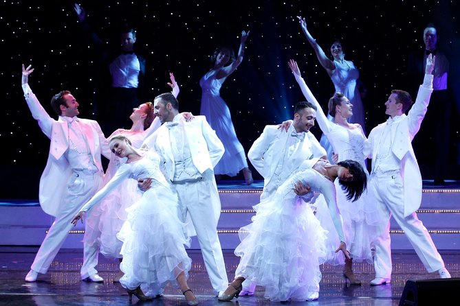 Branson's Christmas Wonderland - A Christmas tradition at Kings Castle Theatre