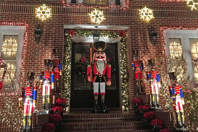 Brooklyn Christmas Lights Walking Tour at Dyker Heights - The physical side of a 3-mile evening walk