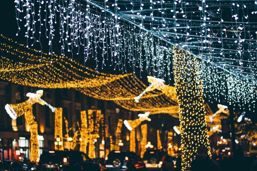 Brussels: Christmas Market Magic Walking Tour with a Local - Is the $128 price worth it?