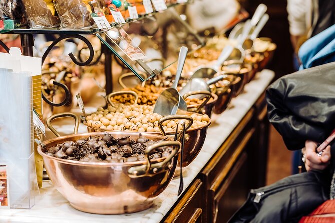 Brussels Private & Personalized Christmas Tour with a Local Guide - Key Points to Know Before You Book