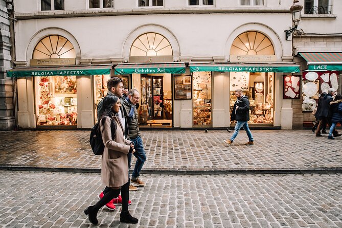 Brussels Private & Personalized Christmas Tour with a Local Guide - Christmas Lights Along the Shopping Avenue