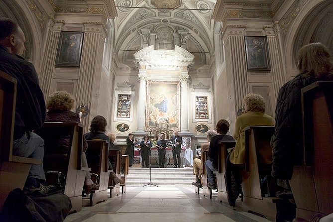 Capuchin Crypt Christmas Baroque Concert in Rome - Choosing the audioguide or art historian option