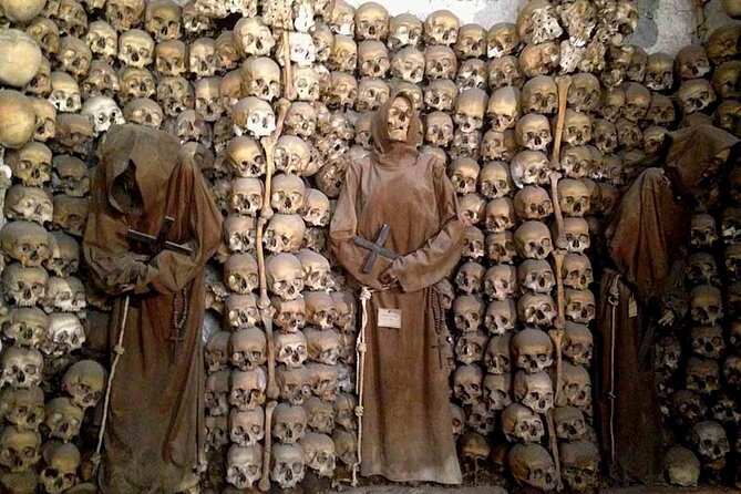 Capuchin Crypt Christmas Baroque Concert in Rome - The concert: four voices and old Roman music