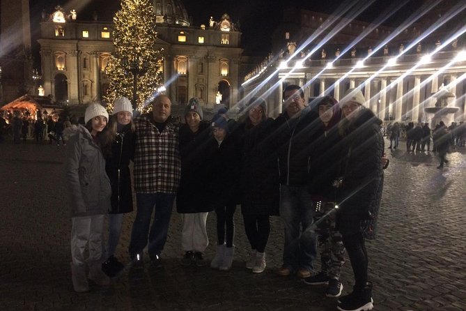 Celebrate Christmas in Rome - Small Group Walking Tour - Why this Christmas walk works well at night
