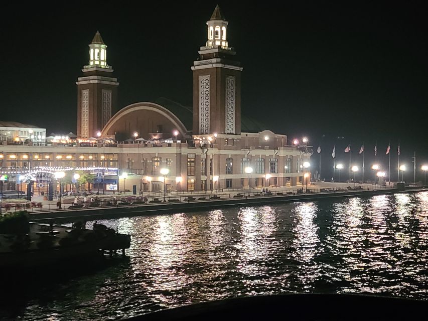 Chicago: Christmas Eve Lake Michigan Gourmet Dinner Cruise - Who Will Enjoy This Christmas Eve Cruise Most