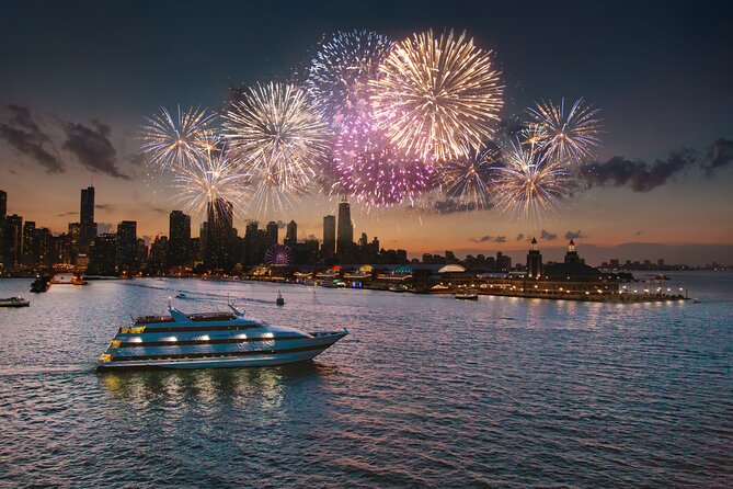 Chicago New Year's Eve Buffet Dinner Cruise on Lake Michigan - Dinner, drinks, and the buffet question