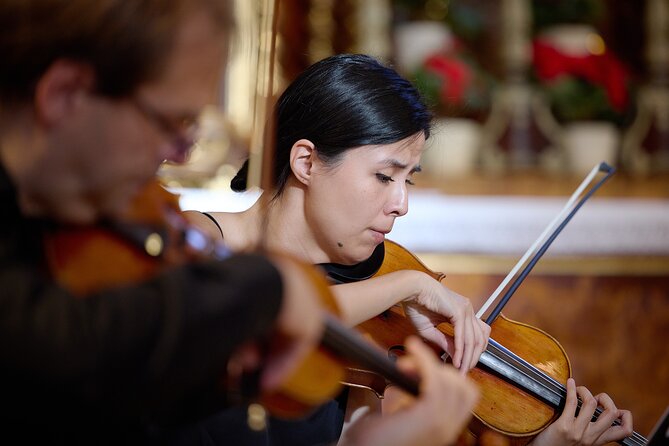 Christmas Concerts in Capuchin Church - The hard pew question