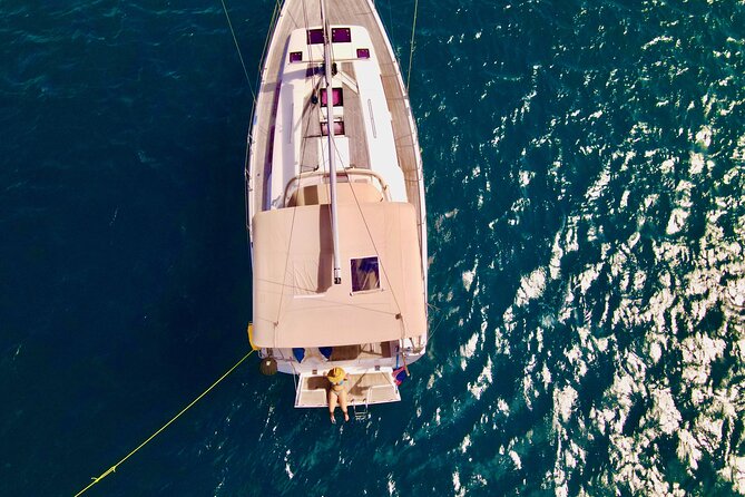 Christmas Cove and Pizza Pi Happy Hour Sail Tour - Sailing to Christmas Cove without a packed schedule