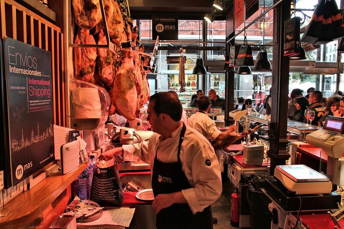 Christmas In Madrid: Private Experience With A City Host - Why this private Christmas walk works well in Madrid