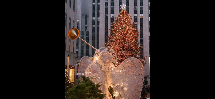 Christmas in New York: Iconic Holiday Lights Tour - Herald Square and Macy’s holiday windows