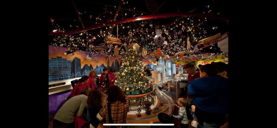 Christmas in New York: Iconic Holiday Lights Tour - Bryant Park Winter Village after dark