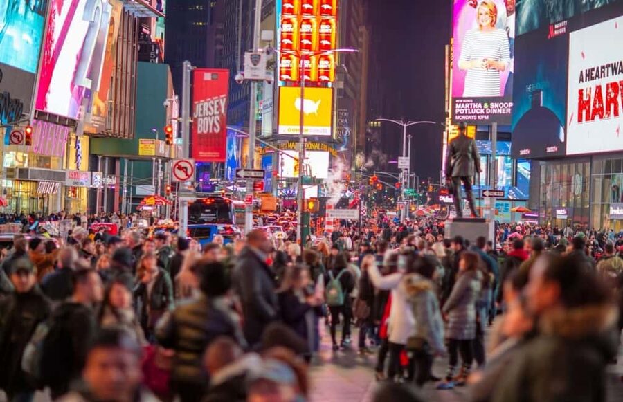 Christmas in New York: Winter Wonderland Experience - A warm start at Central Park South