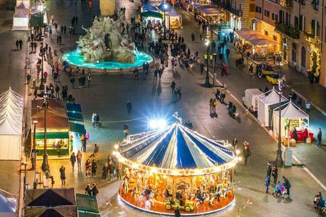 Christmas in Rome Walking Tour - Toss a coin at the Trevi Fountain