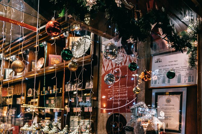 Christmas Journey in Rome – Private Walking Tour - Walking, transport, and practical planning