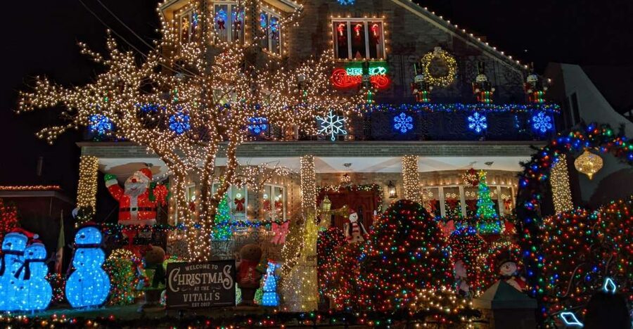 Christmas Light Night tour - The guide and the importance of Italian