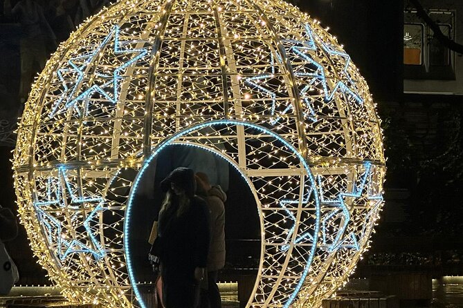 Christmas Lights and Markets London Taxi Tour - What the $480.99 group price really buys