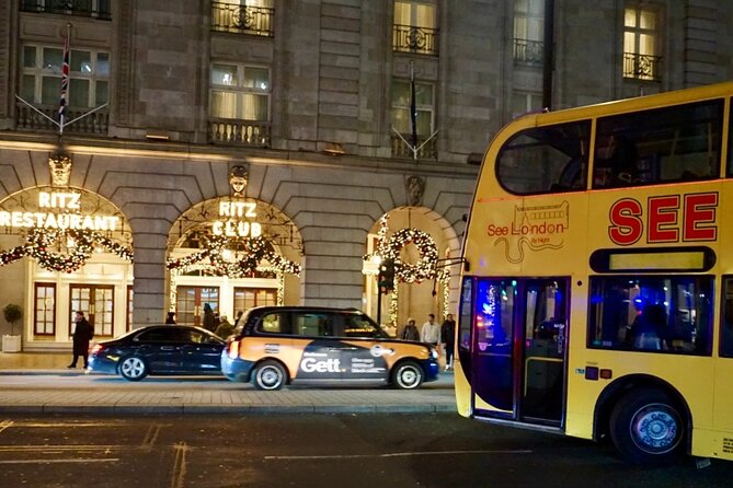 Christmas Lights Open-Top Bus Tour - Oxford Street’s long run of festive lights