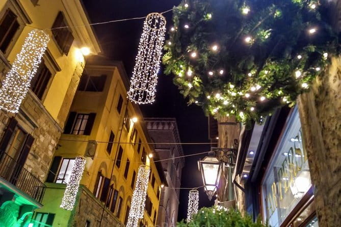 Christmas Lights Private Photo Tour in Florence - The Duomo: the closing landmark