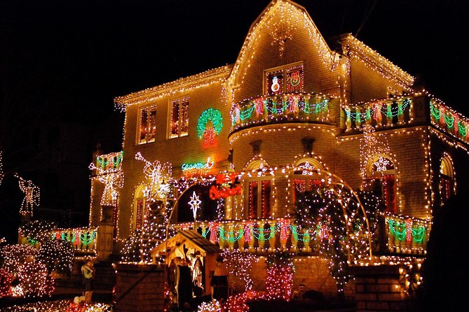 Christmas Lights Tour - What this Christmas lights tour is really like