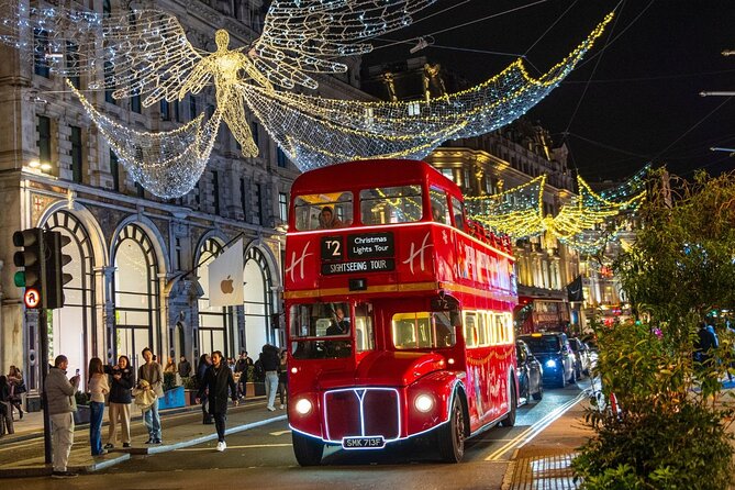 Christmas Lights Tour by Vintage Bus in London - Starting at Embankment and getting settled