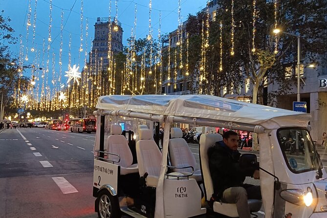 Christmas Lights Tour of Barcelona in Private Eco Tuk Tuk - Key points at a glance