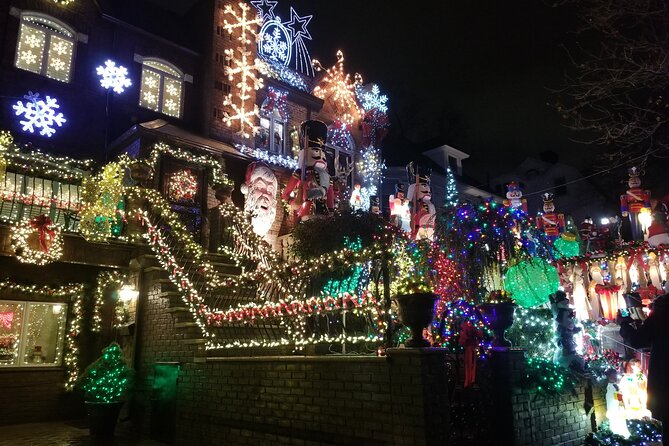 Christmas Lights Tour of Dyker Heights Brooklyn - Pickup details and what has improved