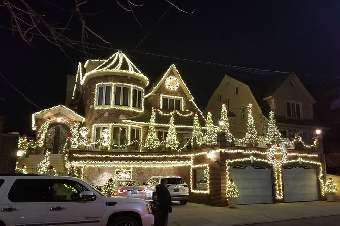 Christmas Lights Tour of Dyker Heights Brooklyn - The ride from Midtown to Brooklyn