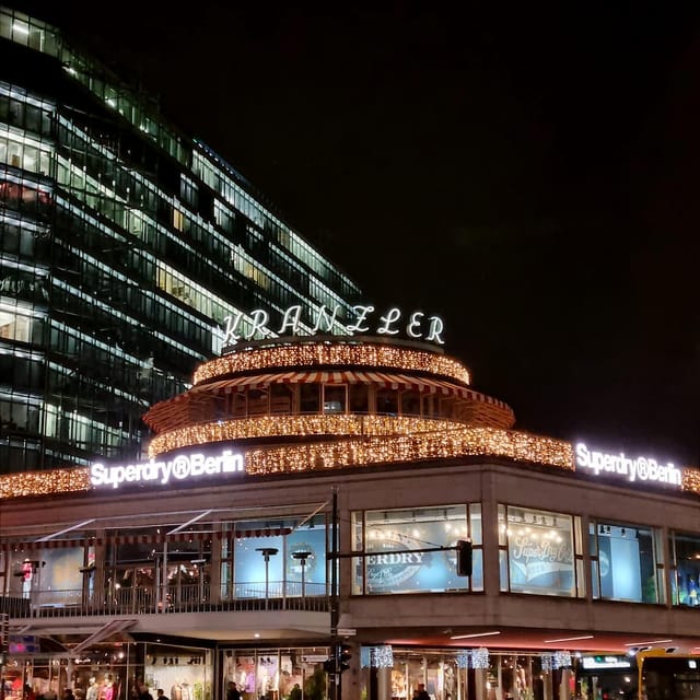 Christmas market lights tour bus through Berlin, free mulled wine (2.5 hours) - Potsdamer Platz adds a winter-playground feel