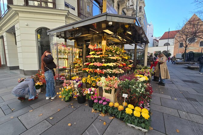 Christmas Markets & Shopping in Vienna - Café Central products for edible souvenirs