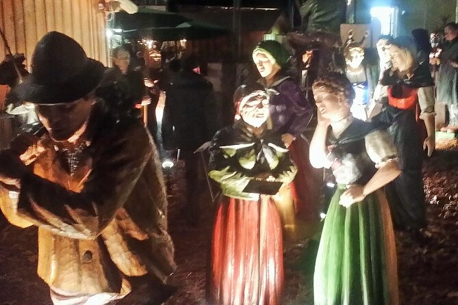 Christmas Markets Tour with St.Gilgen + St.Wolfgang + Hallstatt - The road through Bad Ischl to Hallstatt