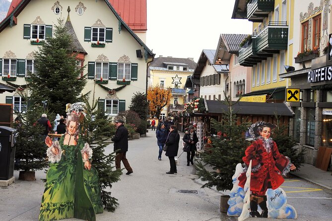 Christmas Markets Tour with St.Gilgen + St.Wolfgang + Hallstatt - From Salzburg to emerald Fuschlsee
