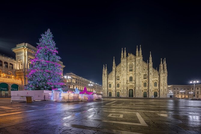Christmas Time in Milan Walking Tour - What the guide adds to a short route