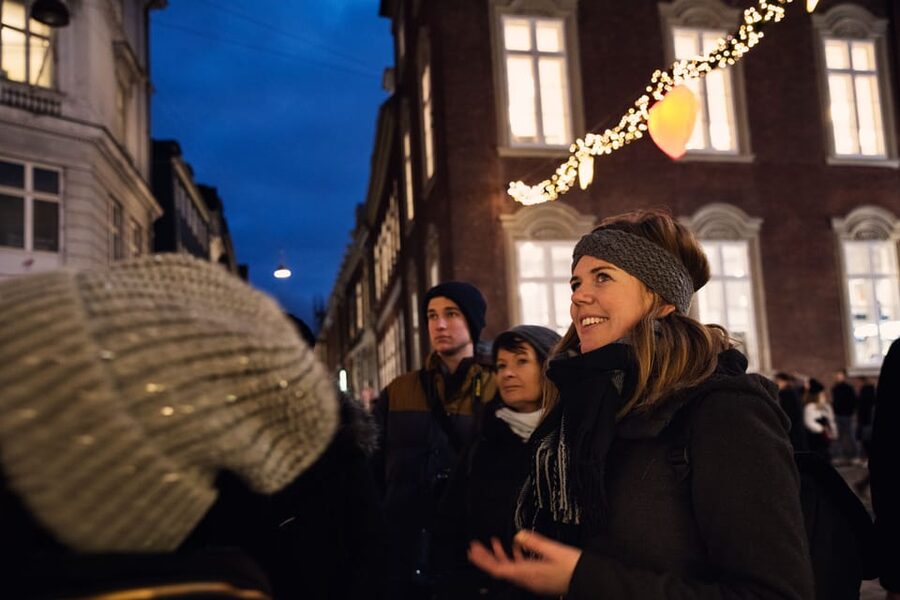 Copenhagen: Christmas Walking Tour with Treats and Drinks - Why the small group matters