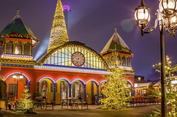 Copenhagen Private Christmas Walking Tour with Gløgg - Stork Fountain adds a central city pause