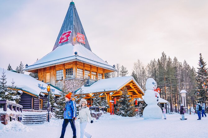 Day trip to Santa Claus Village from Levi - Arriving at Santa Claus Village