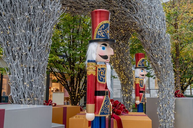 Downtown DC Holiday Tour: Lights, Decorations & Festive Cheer - CityCenterDC lights in a 20-minute stop