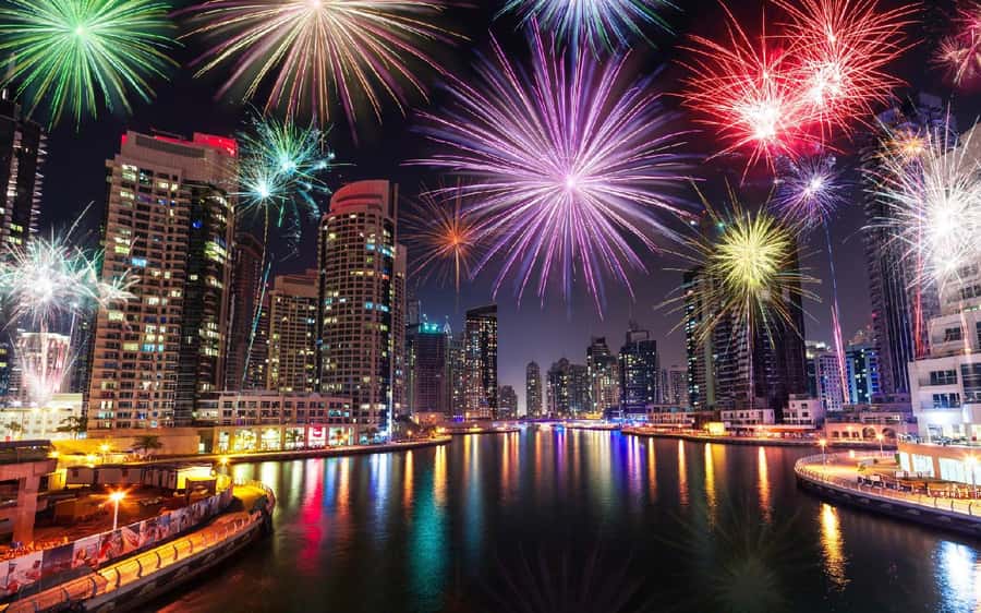 Dubai: New Year Eve Luxury Yacht Fireworks View & BBQ Cruise - Should you book this yacht cruise?