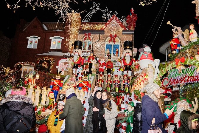 Dyker Heights Christmas Lights and NYC Skyline View Bus Tour - Is $69 a fair price?