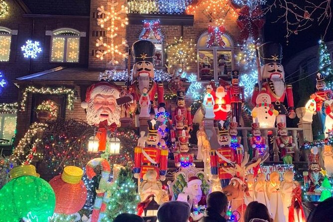 Dyker Heights Christmas Lights Tour - Key points at a glance