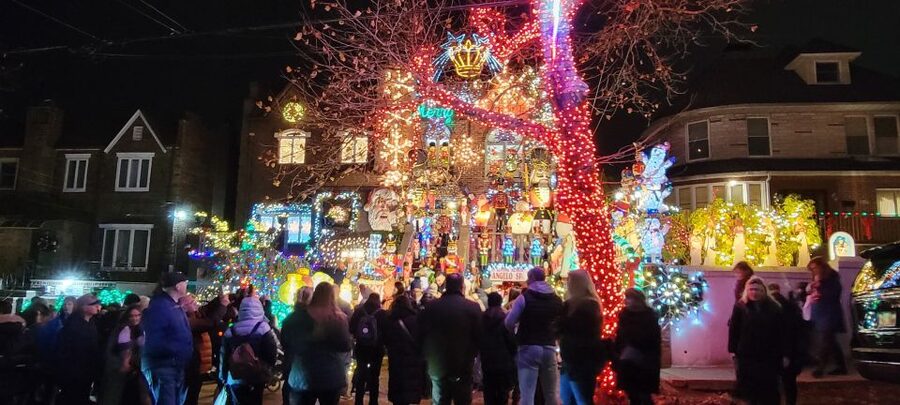 Dyker Heights Holiday Lights - Walking through roughly 16 blocks of holiday displays