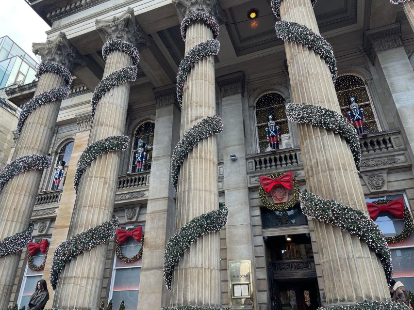 Edinburgh: Christmas Walking Tour with Gingerbread Treat - Who will enjoy this Edinburgh Christmas walk?