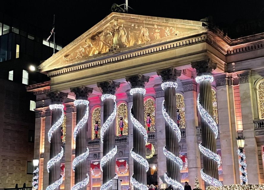 Edinburgh: Christmas Walking Tour with Gingerbread Treat - The Royal Mile opening and Scottish Christmas traditions
